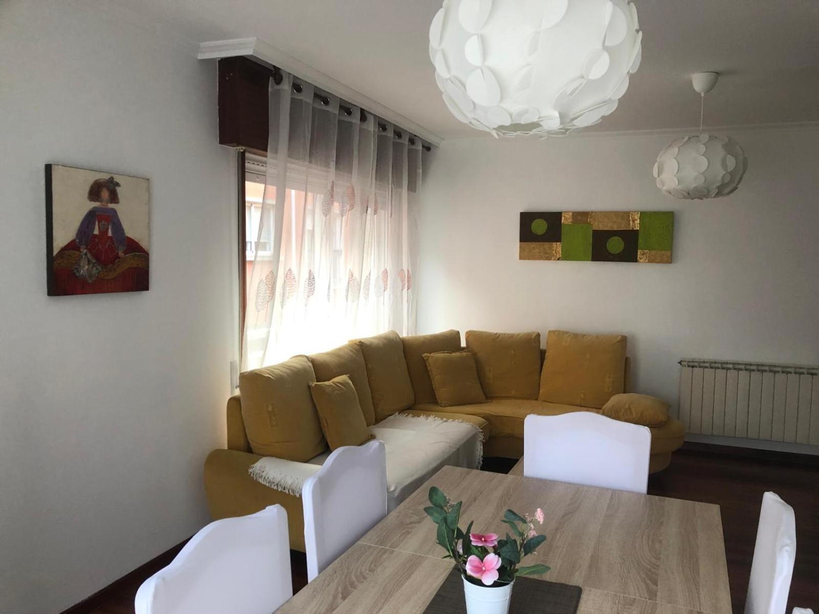 Apartamento Xacobe Grove, 120 Metros Totalmente Equipado, Luminoso, Centrico Y Con Plaza De Garaje 오그로브 외부 사진